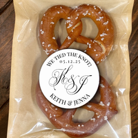 We Tied the Knot! Handmade Crunchy Pretzels Wedding Favor