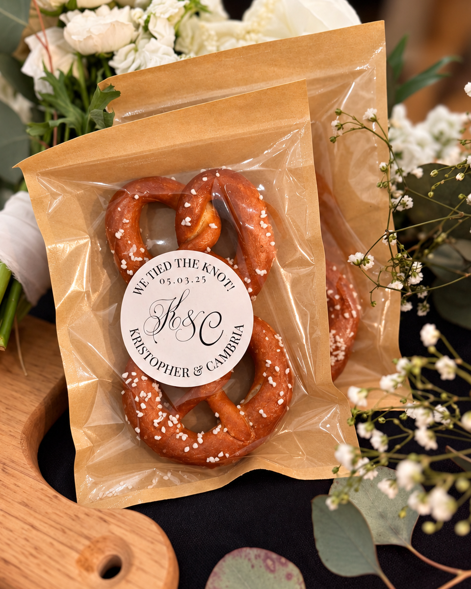 We Tied the Knot! Handmade Crunchy Pretzels Wedding Favor